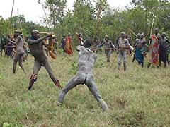 Surma stick-duelling, stickfighting : Donga