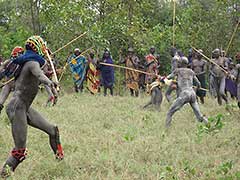 Surma stick-duelling, stickfighting : Donga