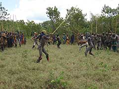 Surma stick-duelling, stickfighting : Donga