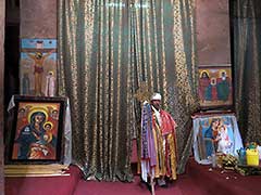 Lalibela : Rock-Hewn Churches ( UNESCO World Heritage Site ) 