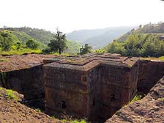 Lalibela : Rock-Hewn Churches ( UNESCO World Heritage Site ) 