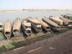 The bank of the Niger River in Mopti