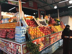 fresh fruit juice stall