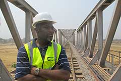 The railroad from Lagos to Kano City in the north : Originally made by England during the colonization, it was completely rebuilt by a close friend's company.