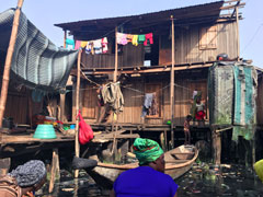 Makoko : an aquatic slum on stilts in the center of Lagos.