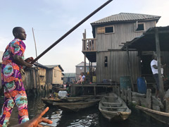 Makoko : an aquatic slum on stilts in the center of Lagos.