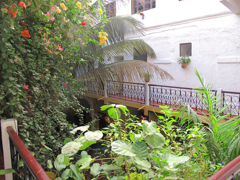 A picturesque hotel in Saint Louis