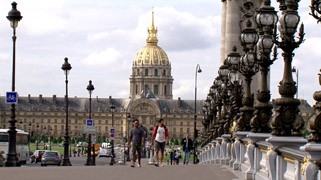 Les Invalides as seen from Pont Alexandre III