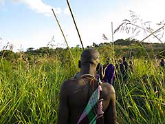 Les combattants en route pour le terrain du Donga.