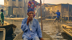 Makoko : un des maires du village, originaire de Ganvié au Bénin voisin.
