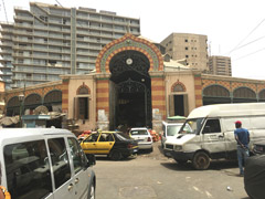 Un marché couvert à Dakar