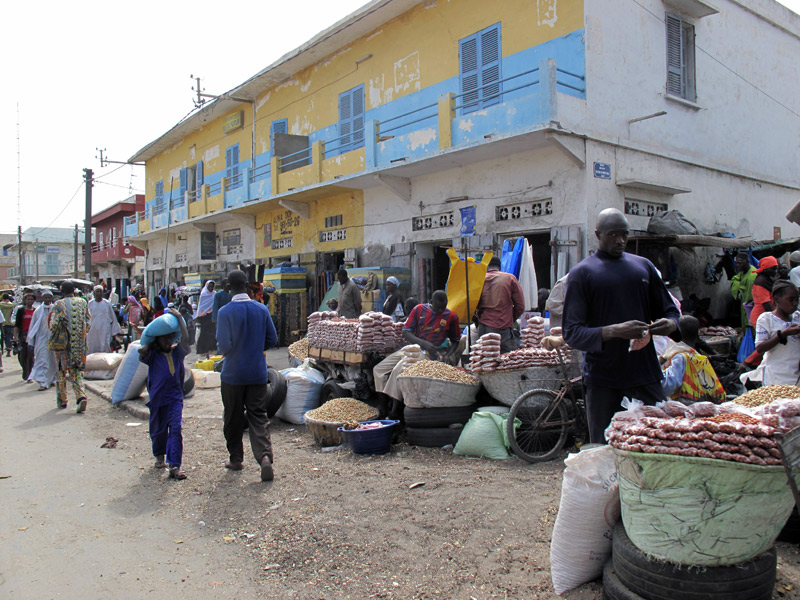 Saint-Louis, Ndar en wolof, souvent appelée « Saint-Louis-du-Sénégal », Senegal