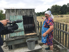 L’eau que boit Maria ainsi celle qu’elle utilise pour sa cuisine et pour se laver, provient d’un puits dans sa cour.