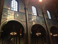 L'intérieur de L'Abbaye Saint-Germain-des-Prés