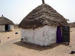 セネガルでのセレール族の一般村の家