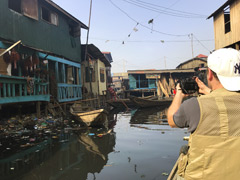 マココ：ナイジェリアのラゴス市の中心に有る水上スラム街：マココ