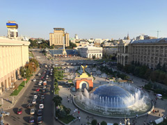 キエフ市の独立広場：マイダン広場