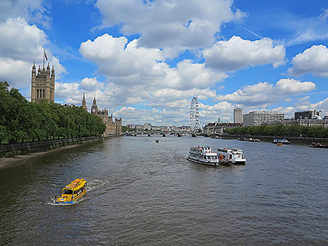 イギリス：ロンドン：コーディネーターの写真