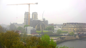 ノートルダム大聖堂：火災の3年後：復元工事の状況：2022年3月30日の写真